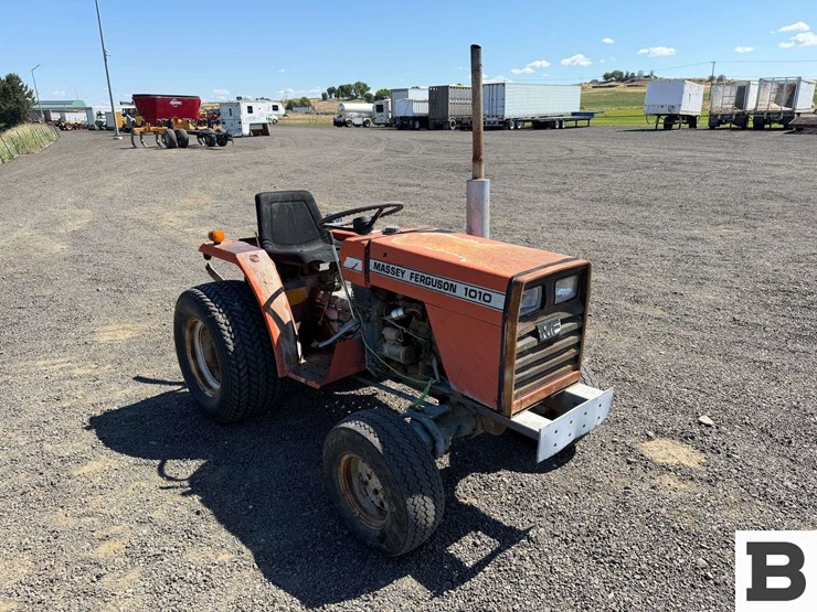 1983-massey-ferguson-1010-image-7