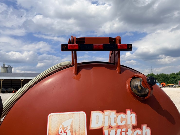 2004-ditch-witch-fx30-image-41