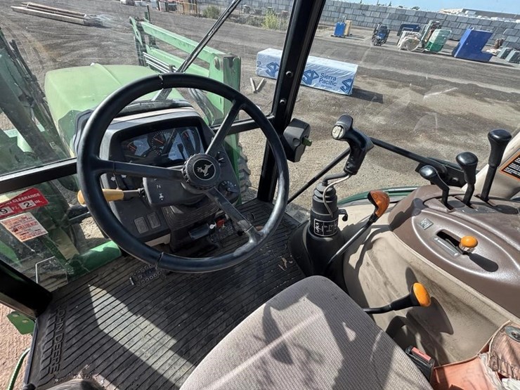 2006-john-deere-5225-image-34