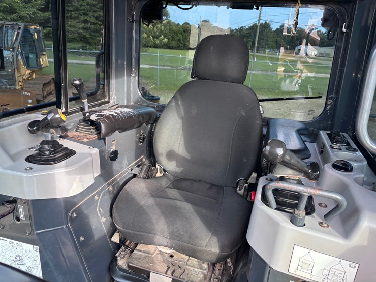 komatsu-d61px-image-12