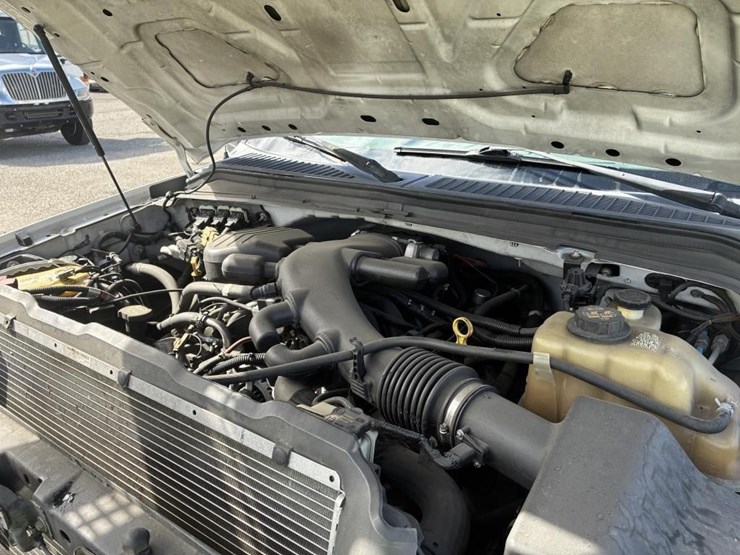 2010-ford-f450-image-6