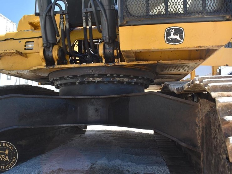 2010-deere-350d-lc-image-35