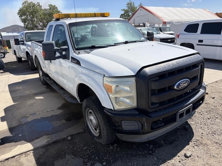 2011-ford-f250-sd-image-2