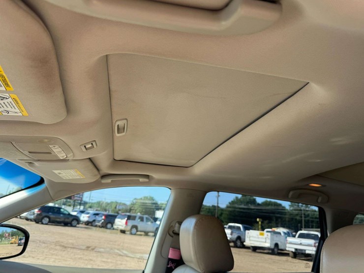 2014-nissan-pathfinder-sl-image-29