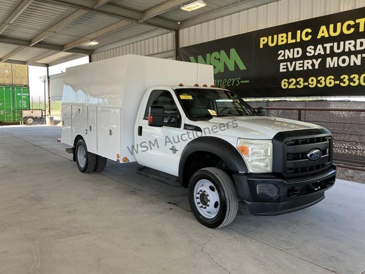 2014-ford-f550-image-2