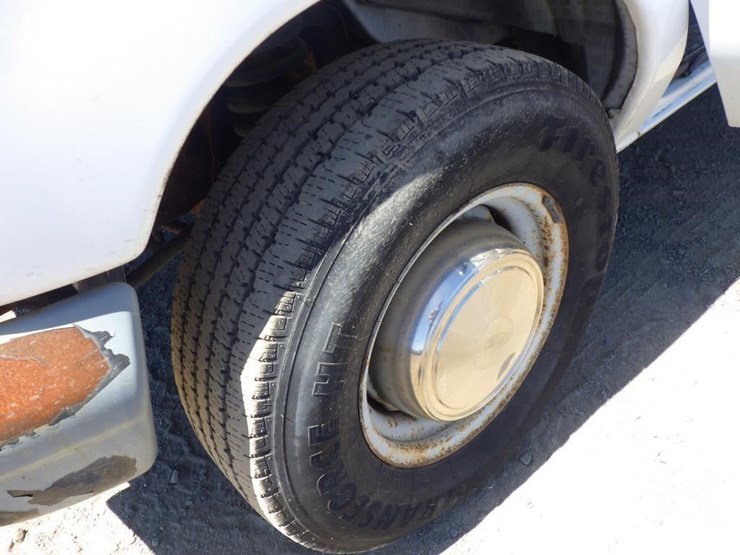2000-ford-econoline-350-image-12