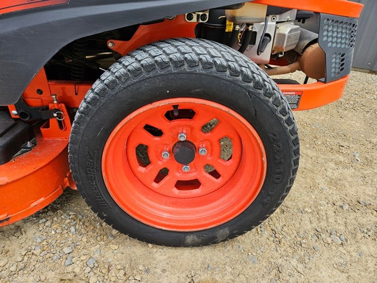 kubota-z122e-image-35