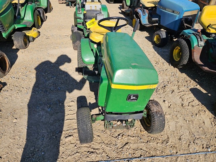 john-deere-100-image-8