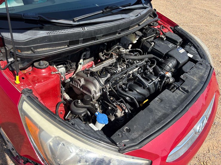2017-hyundai-accent-4-door-hatchback-(116,839-miles)-image-23