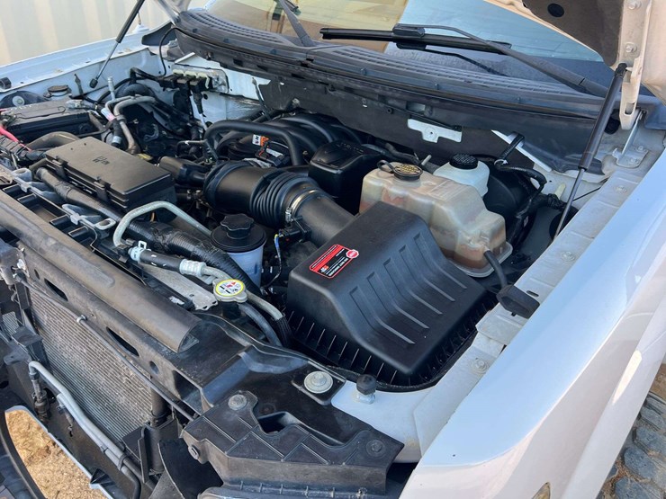 2010-ford-f150-xlt-image-40