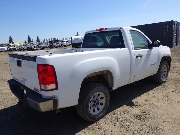 2013-gmc-1500-image-3