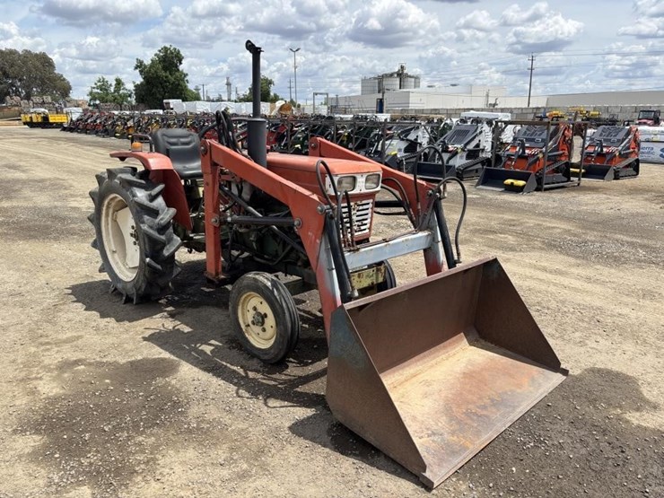 yanmar-ym1900-image-2