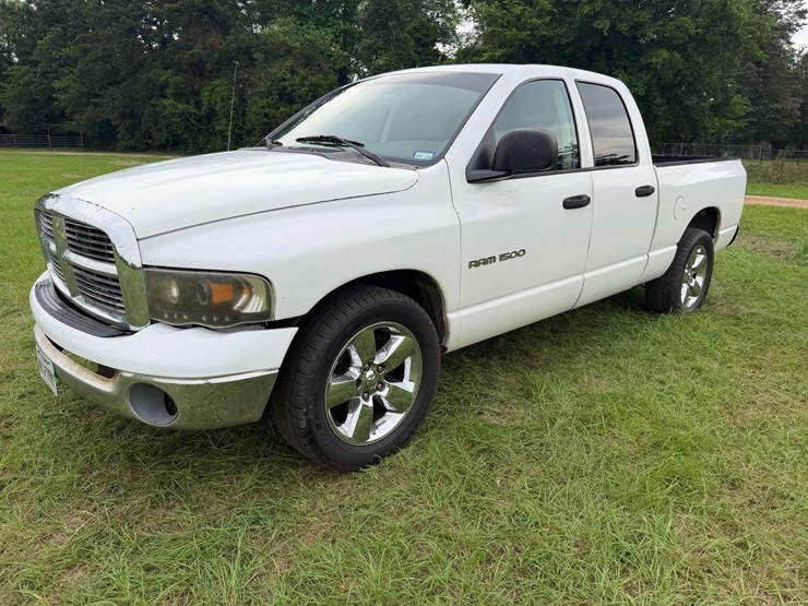 2002-dodge-ram-1500-image-1
