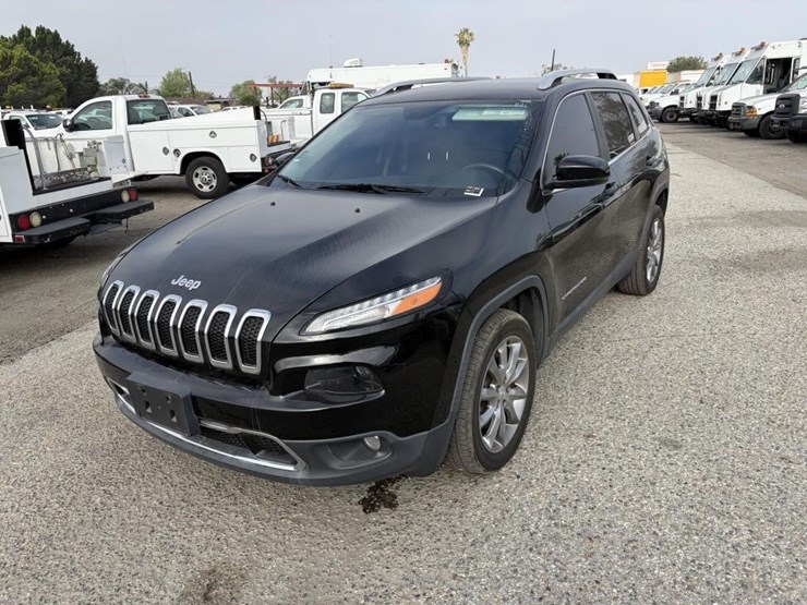 2018-jeep-cherokee-image-1