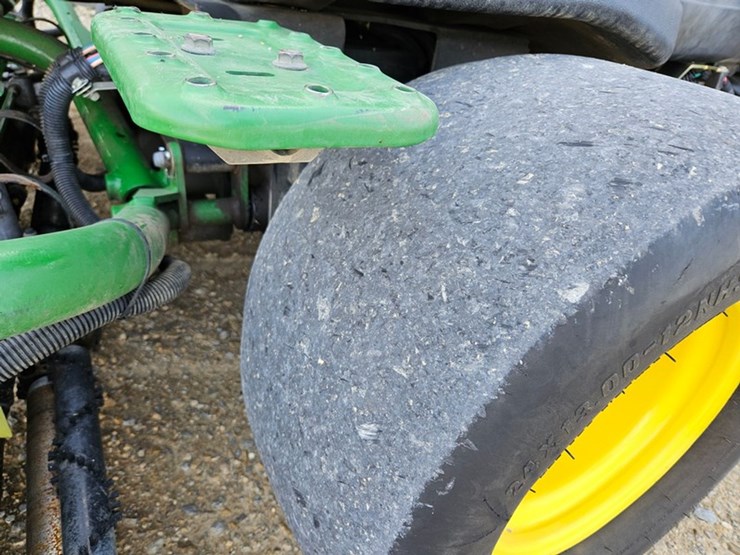john-deere-8000-image-13
