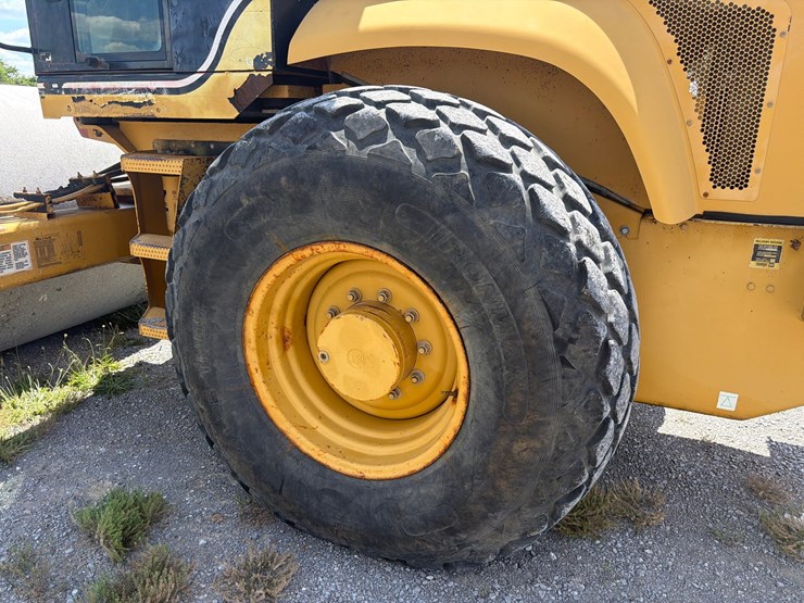 caterpillar-cs-563e-image-7