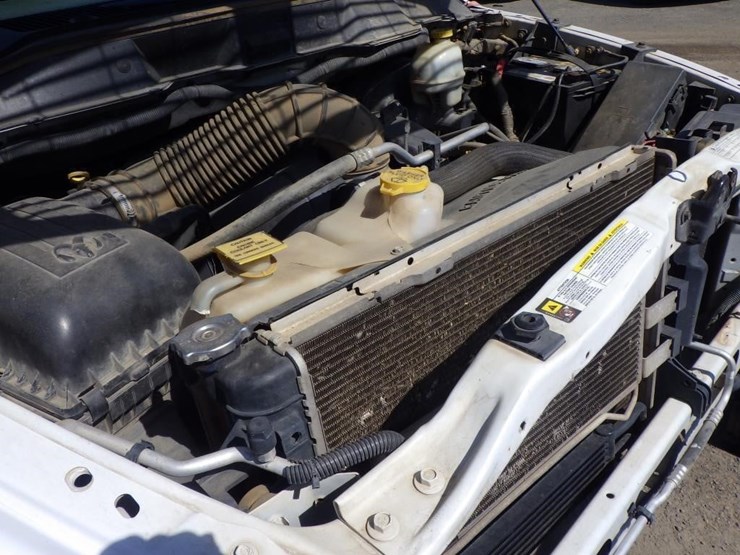 2009-dodge-ram-2500-image-11