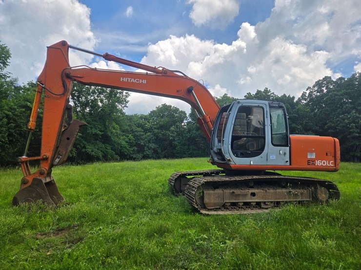 hitachi-ex160-lc-image-5