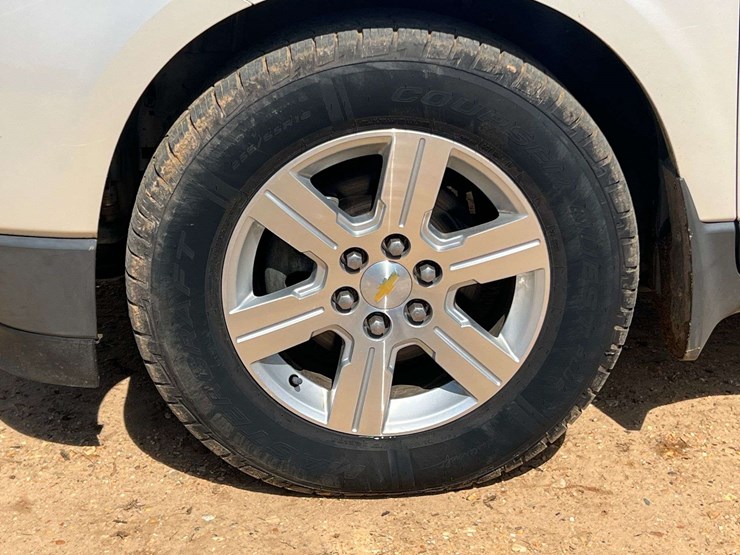 2012-chevrolet-traverse-image-9