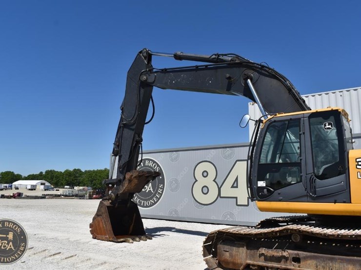 2010-deere-350d-lc-image-14