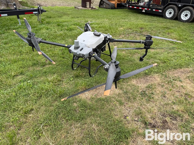 2024-dji-agras-t40-drone-image-1