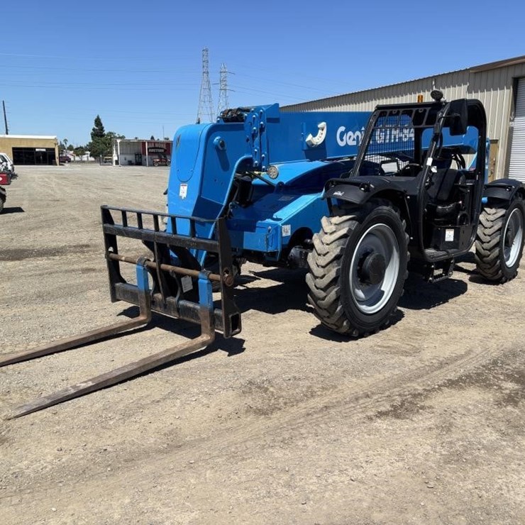 2019 GENIE GTH844