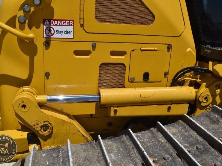 2019-komatsu-d51pxi-24-image-30