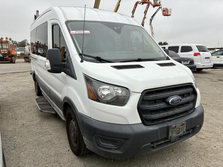2020-ford-transit-image-2