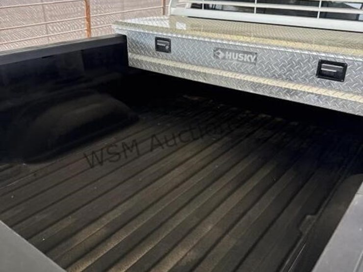 2014-chevrolet-silverado-1500-image-10