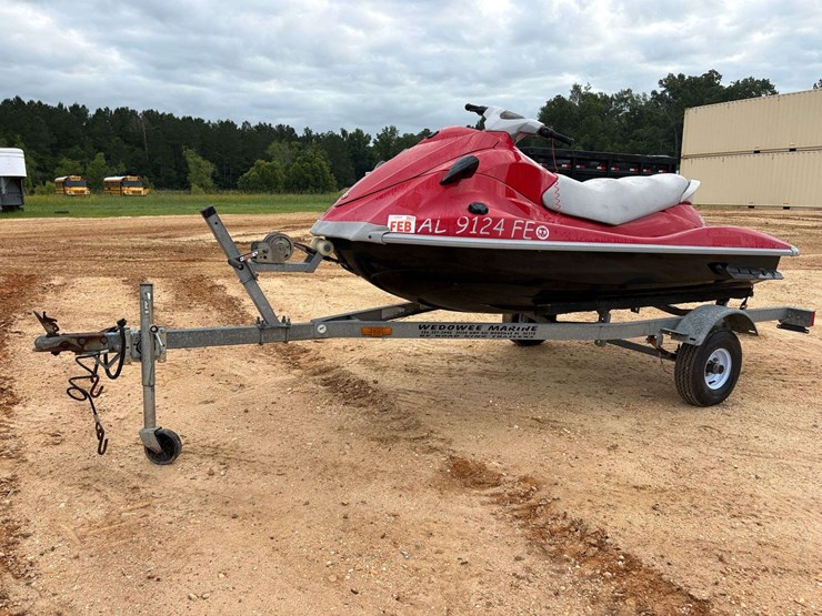 2006-yamaha-vx110-jet-ski-w/-trailer-image-1