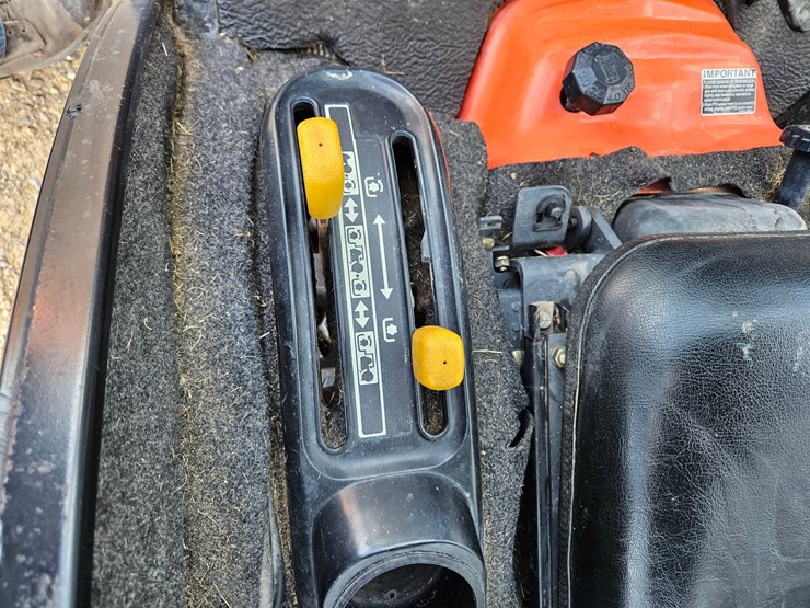 kubota-bx2230-image-32