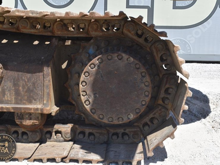2010-deere-350d-lc-image-39