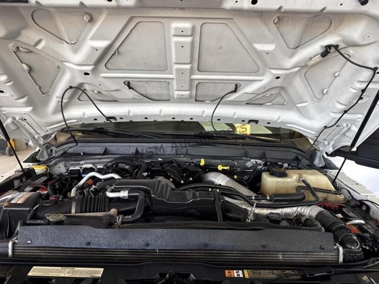 2016-ford-f350-image-15