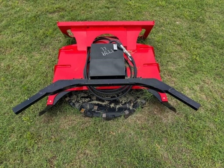 skid-steer-hydraulic-disc-mulcher-image-2