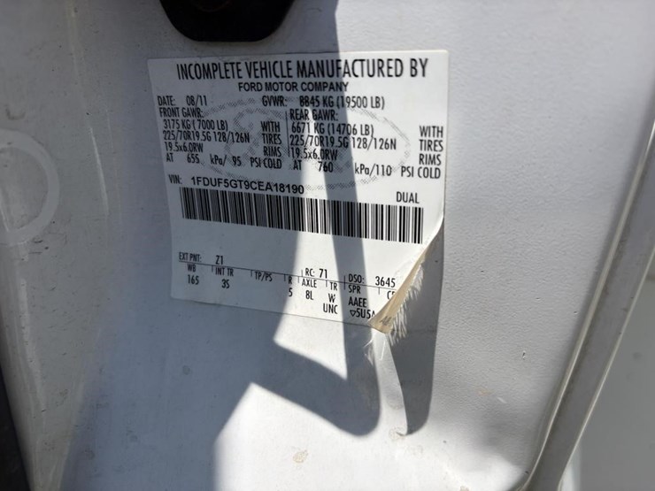 2012-ford-f550-image-28