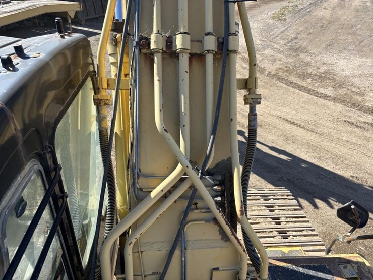 komatsu-pc200-l-image-55