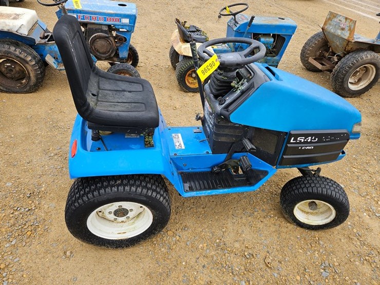 new-holland-45-image-6