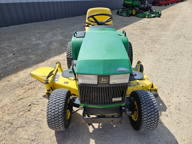 john-deere-425-image-8
