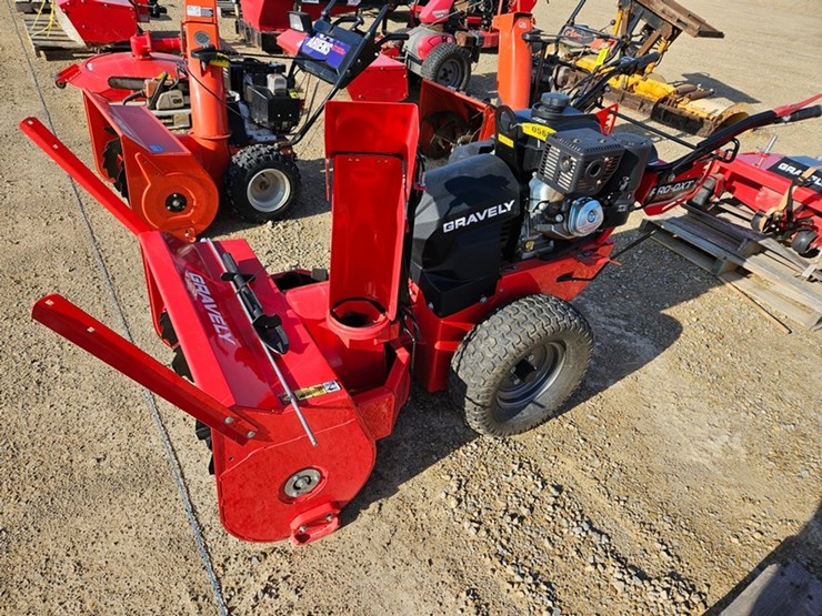 gravely-proqxt-image-1
