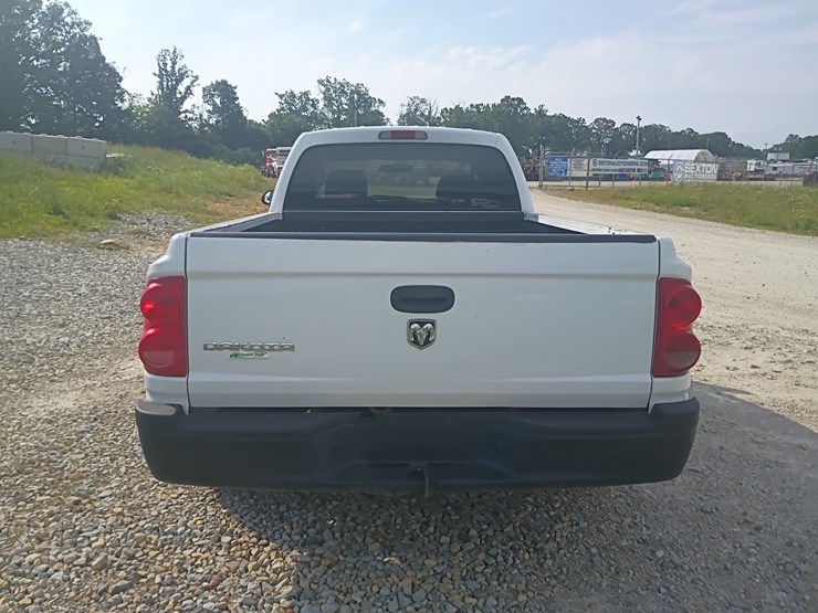 2005-dodge-dakota-image-6