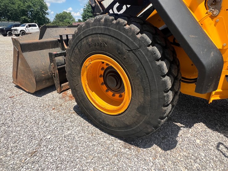 2023-jcb-437zx-image-7