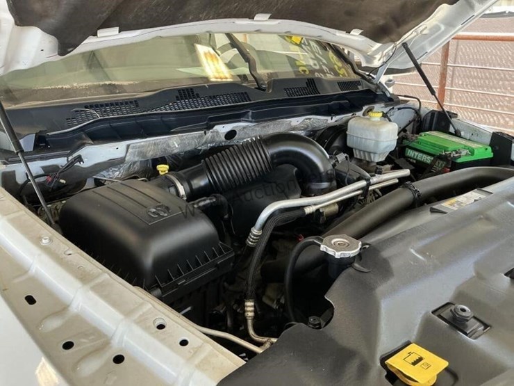 2014-dodge-2500-image-12