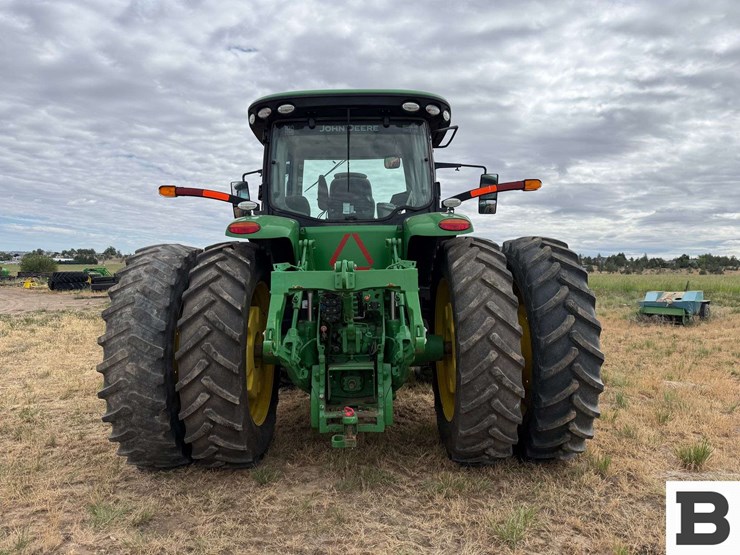 2018-john-deere-8270r-image-5