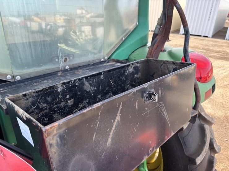 john-deere-6420-image-25