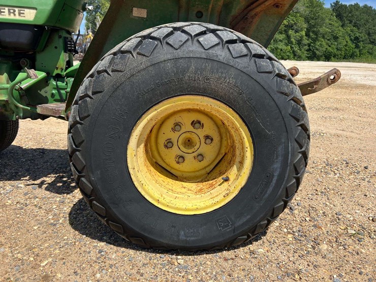 john-deere-750-image-13