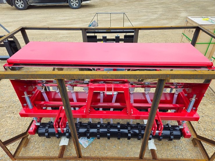 #5141-•-2026-agt-stsd10-seeder-image-8