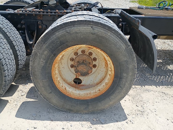 2016-international-prostar-image-107