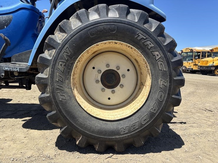 new-holland-tc29da-image-18