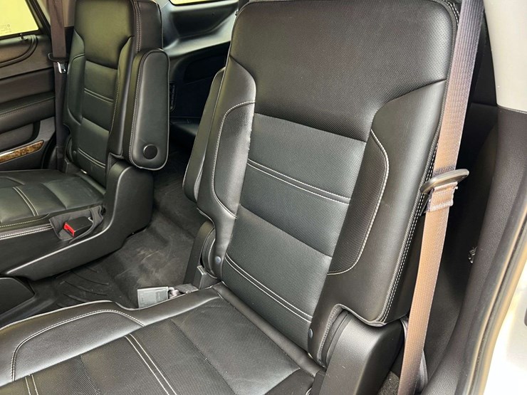 2016-gmc-yukon-denali-image-17