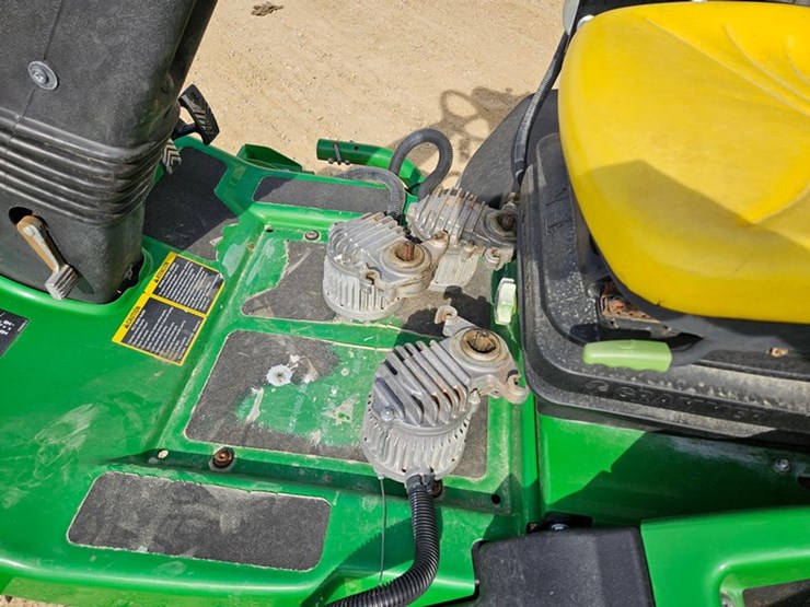 john-deere-8000a-image-16
